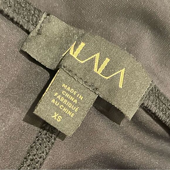 EUC Alala Freestyle Legging in Black & White Size XS - Picture 9 of 10